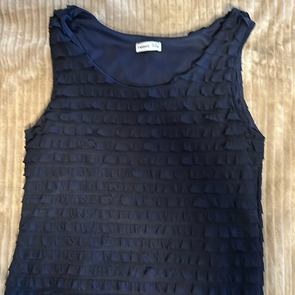 Sweet Lily ruffled tank top